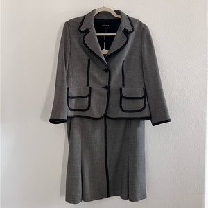 Escada Polka Dot Black and White Blazer size 44